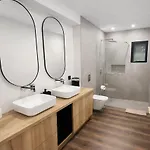 Linda Vista Villa *