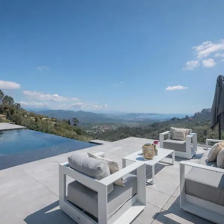 Linda Vista Villa *